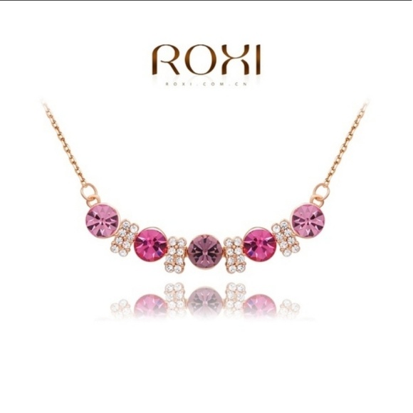 Roxi Jewelry - ❤$5 Sale! 18K Gold Plated crystal necklace